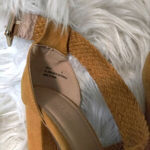 Charlotte Russe, mustard heels, size 8